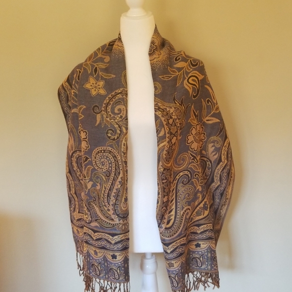 Scarf Wrap - Picture 4 of 6